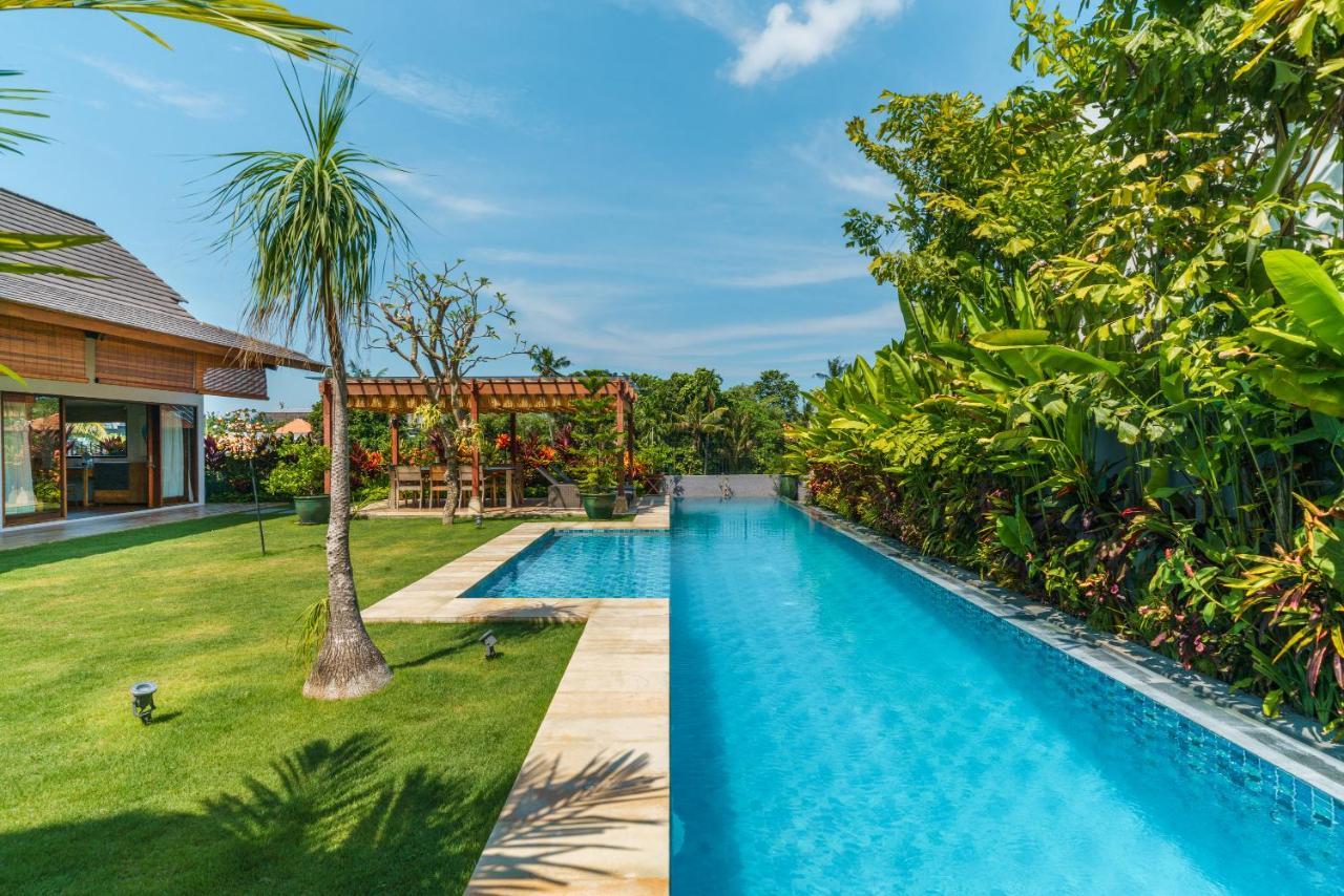 Villa Beauvida - Cozy 4- Bedroom Villa In Canggu With 18M Pool Dalung  Exterior photo