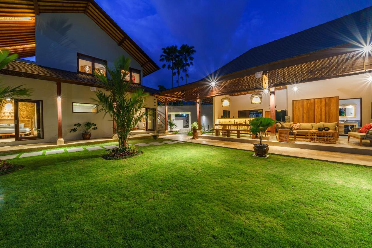 Villa Beauvida - Cozy 4- Bedroom Villa In Canggu With 18M Pool Dalung  Exterior photo