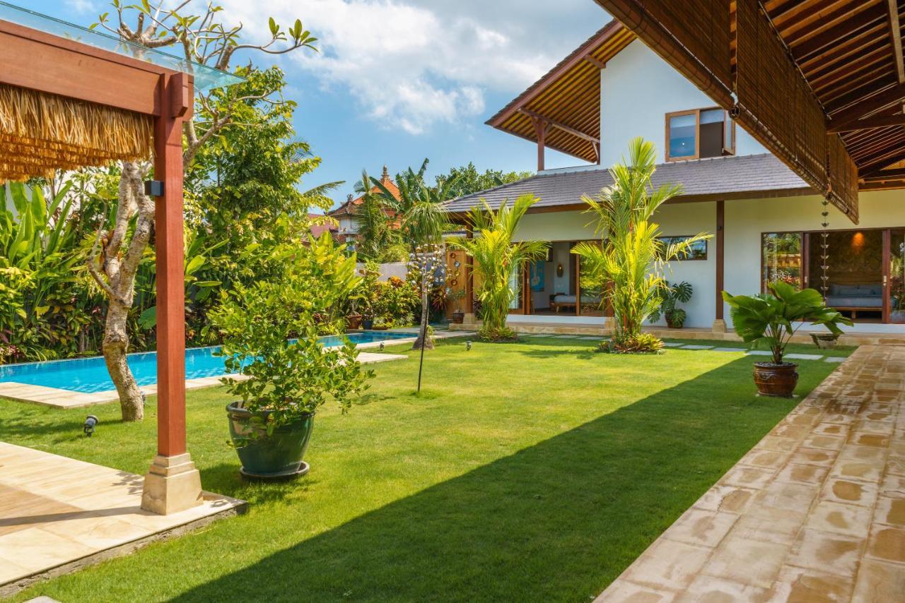 Villa Beauvida - Cozy 4- Bedroom Villa In Canggu With 18M Pool Dalung  Exterior photo